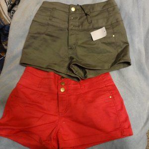Charlotte russe refuge shorts red green 2 pair size 6